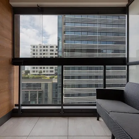 City Center Grzybowska With Parking By Renters 公寓 *