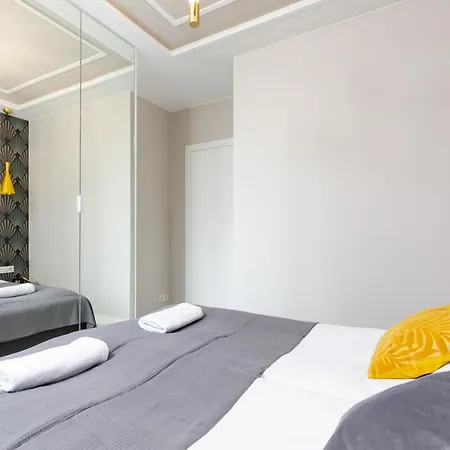 City Center Grzybowska With Parking By Renters Daire *