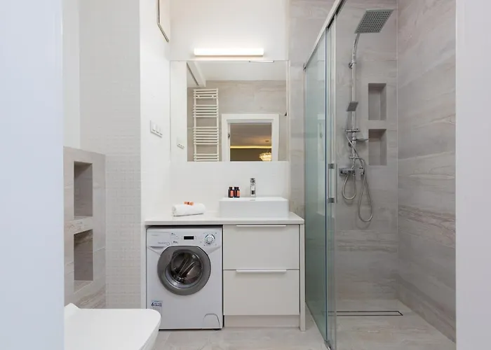 Apartman City Center Grzybowska With Parking By Renters