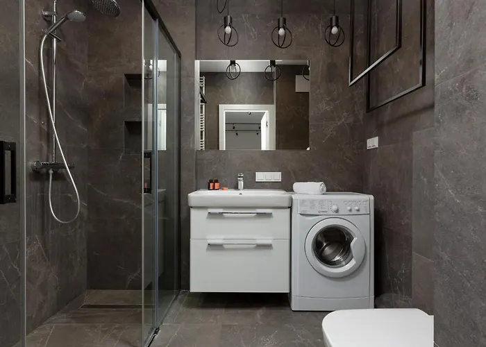 City Center Grzybowska With Parking By Renters *