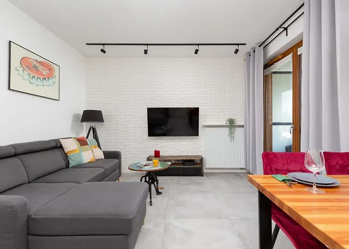 City Center Grzybowska With Parking By Renters * Varsó