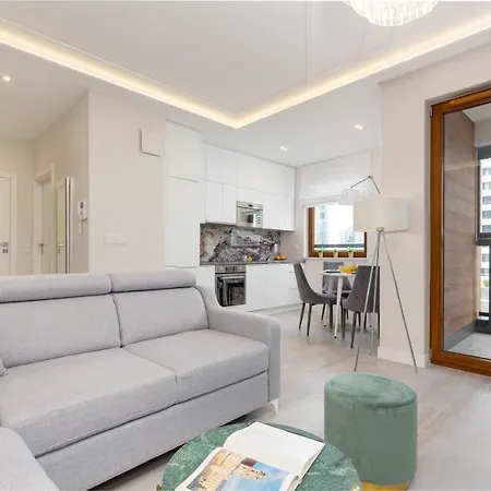 Apartment City Center Grzybowska With Parking By Renters *