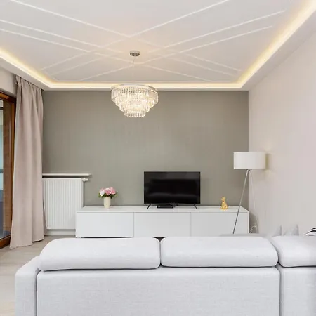 City Center Grzybowska With Parking By Renters * Warsaw